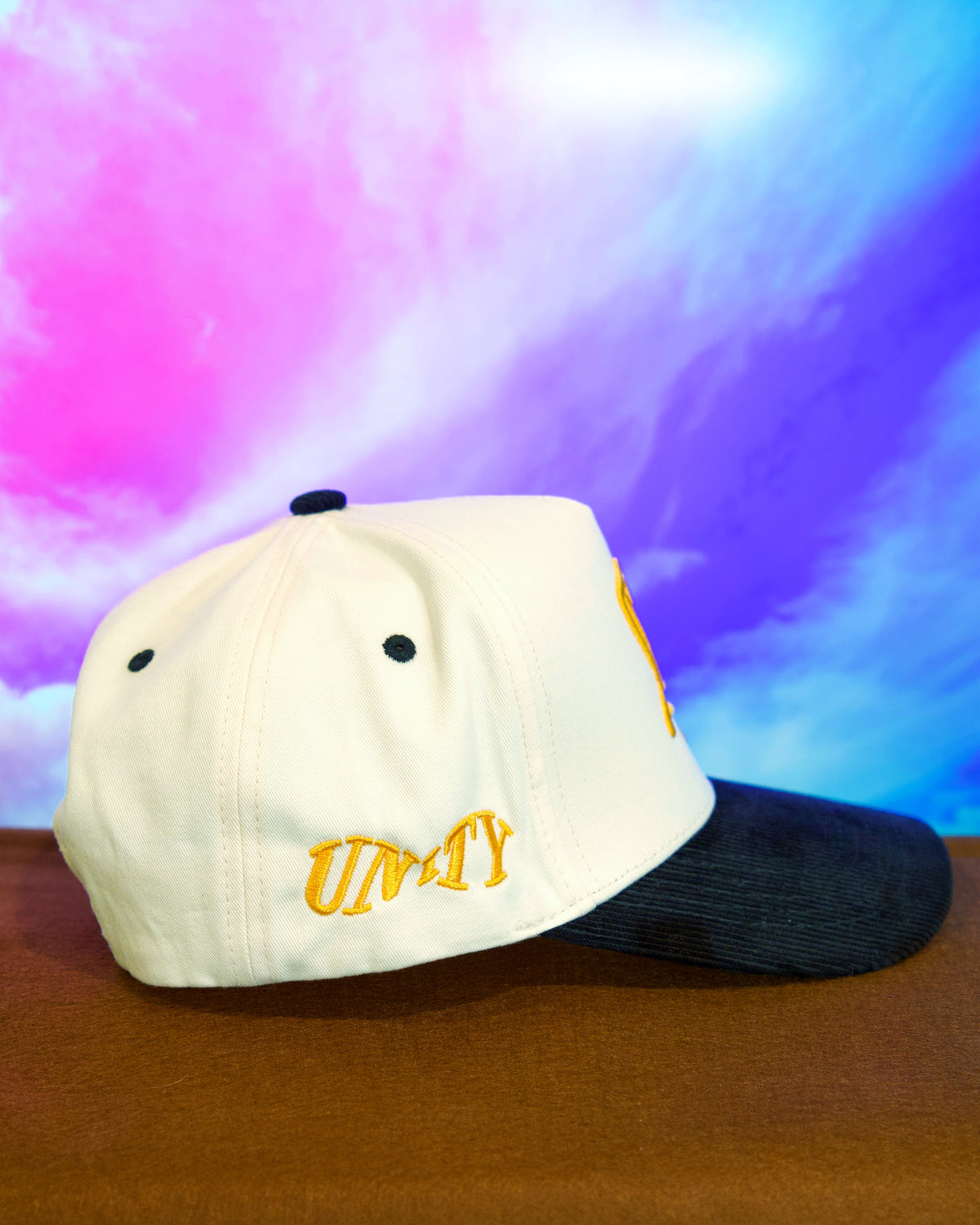Long Beach: World Famous SnapBack (Cream/Black)